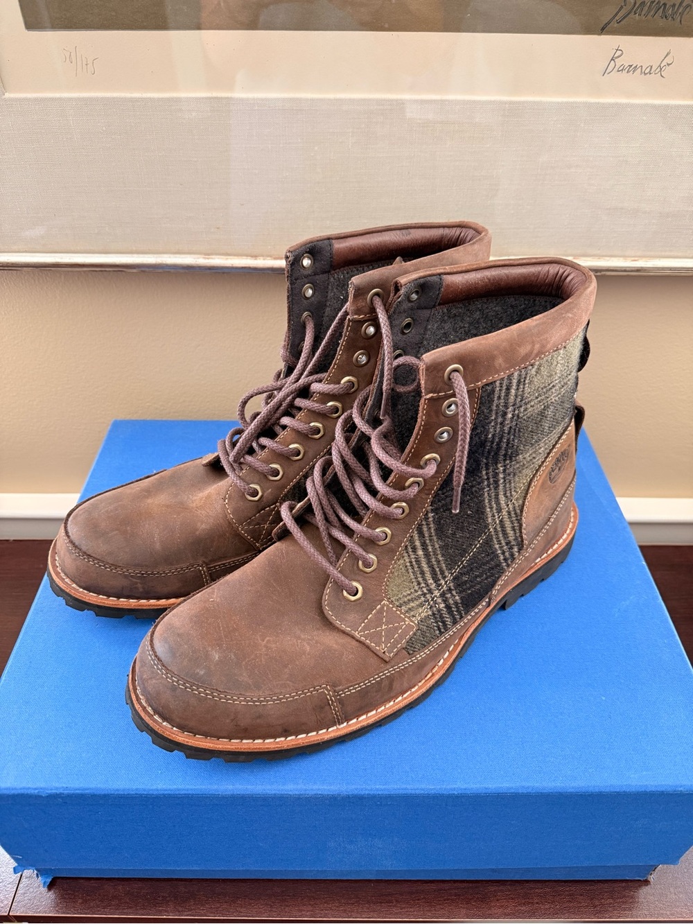 Timberland Earthkeepers 6” Lined Boots with Plain and Brown Leather